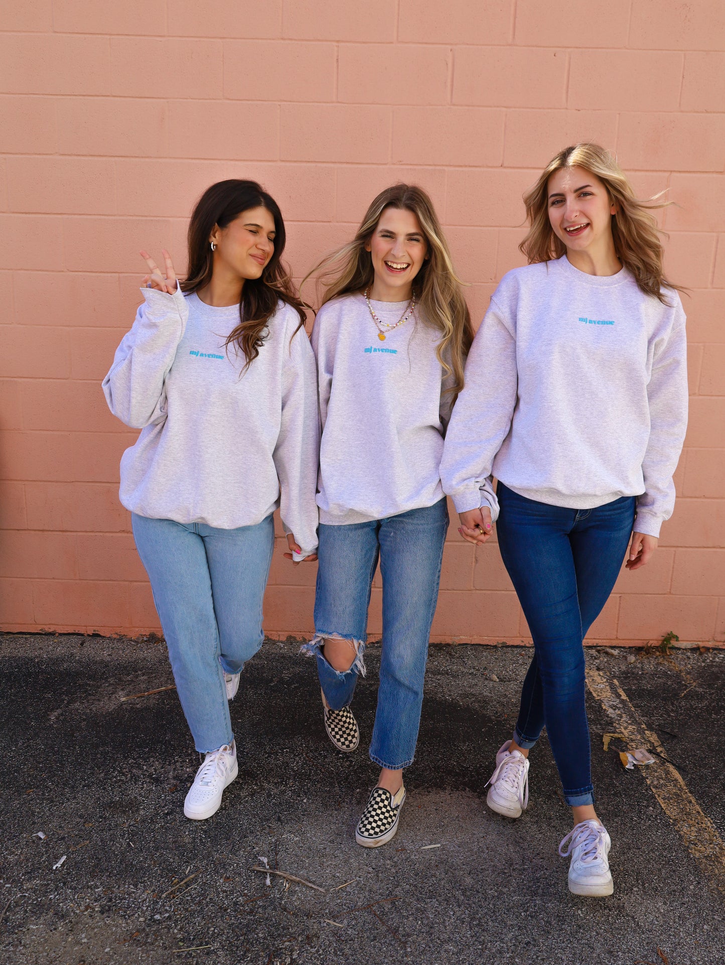 Be The Girl That Goes For It Crewneck